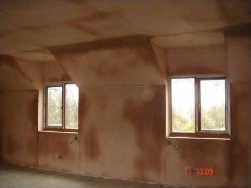 Drying out of plastered internal walls